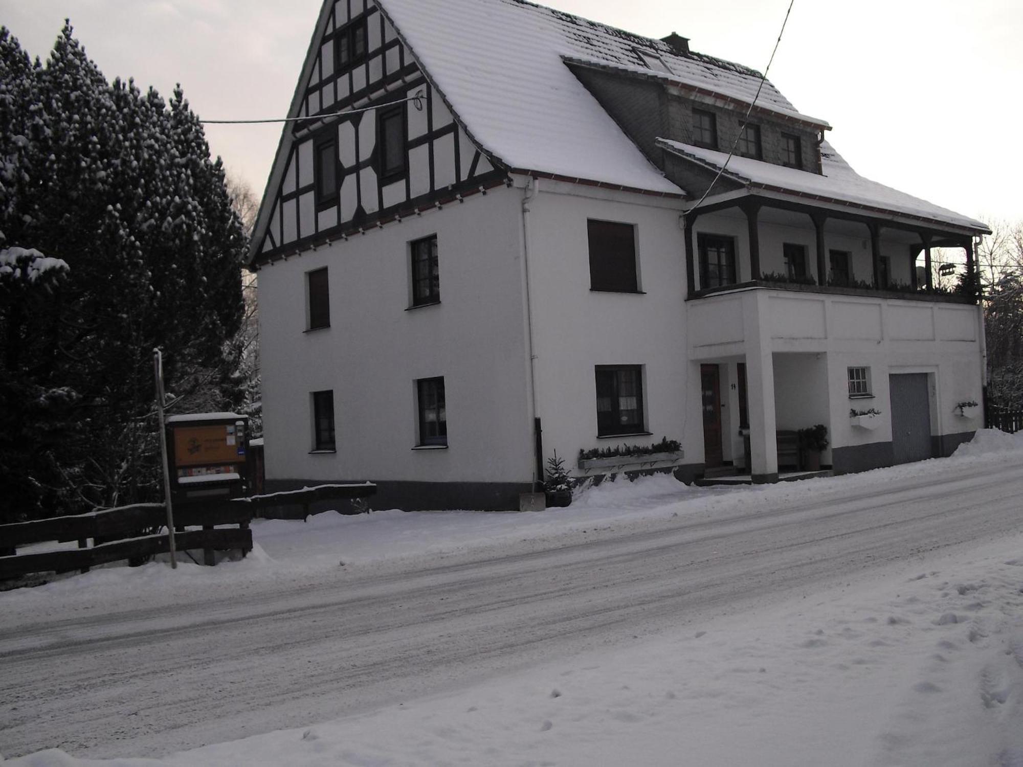 Cosy Apartment In Menkhausen Near The Ski Area 슈말렌부르크 외부 사진
